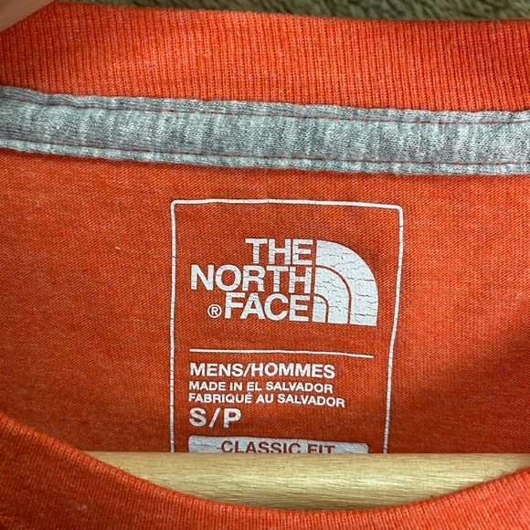 Limited Addition North Face T-Shirt - Picture 3 of 3